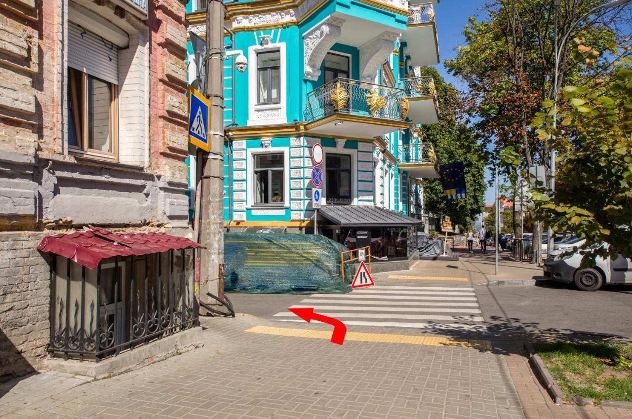 Loft Design Apartments On Desyatynnyi Ln, 7 Kiev Buitenkant foto